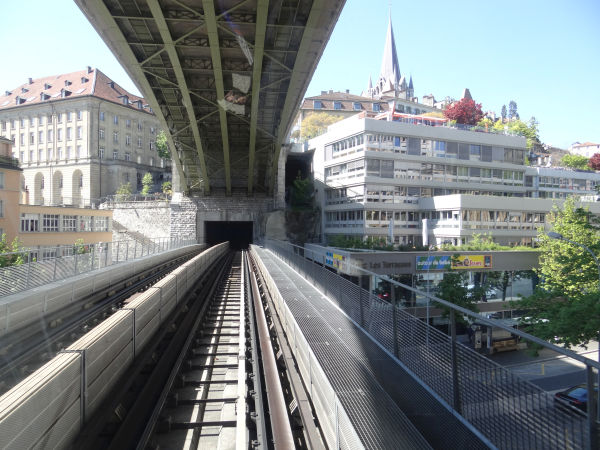 ch-lausannemetro-centre-040516-full.jpg