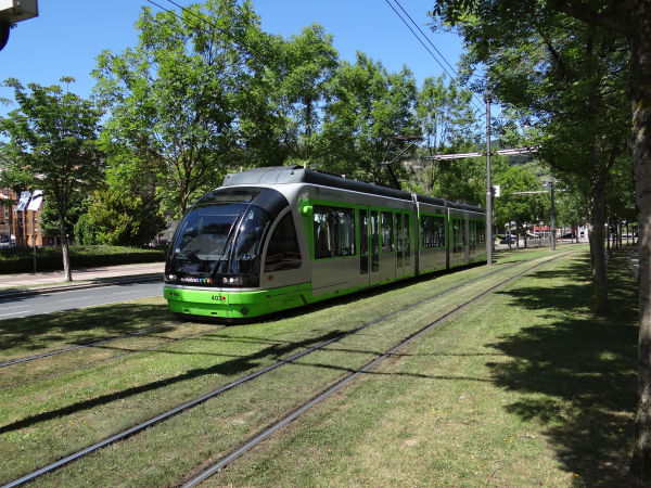 es-euskotren-403-abandoibarraetorbidea-180614-full.jpg