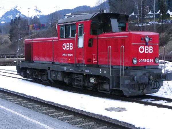 at-oebb-br2068-bludenz-270113-full.jpg