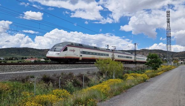 es-renfe_avant-pendolino-cartama-280424-mattiheino-full.jpg