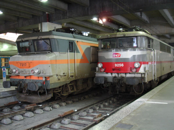 fr-sncf-bb7200+bb9200-garemontparnasse-270108-full.jpg