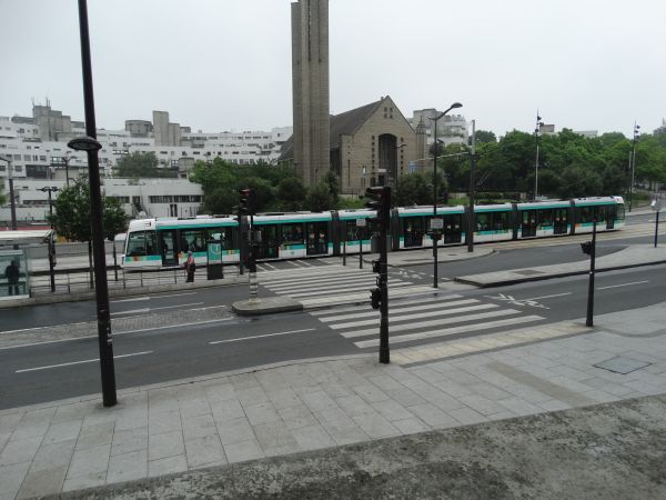 fr-stif-citadis402-hopitalrobertdebre-050618-full.jpg