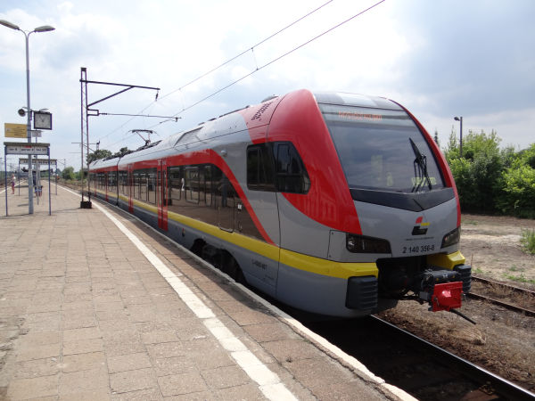 pl-lka-flirt2140-lowicz-280615-full.jpg